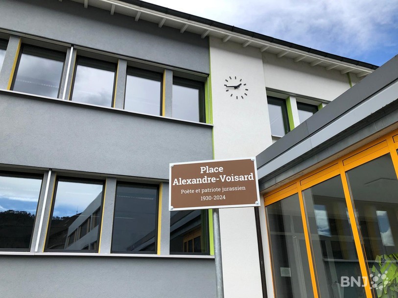 Courrendlin baptise une « Place Alexandre-Voisard »